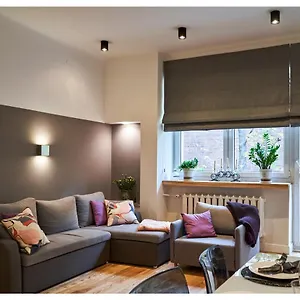 kredytowa-warsaw-apartment.warsawhotelspoland.com/