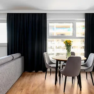 star4you-ii-apartments.hotelswroclaw.com/
